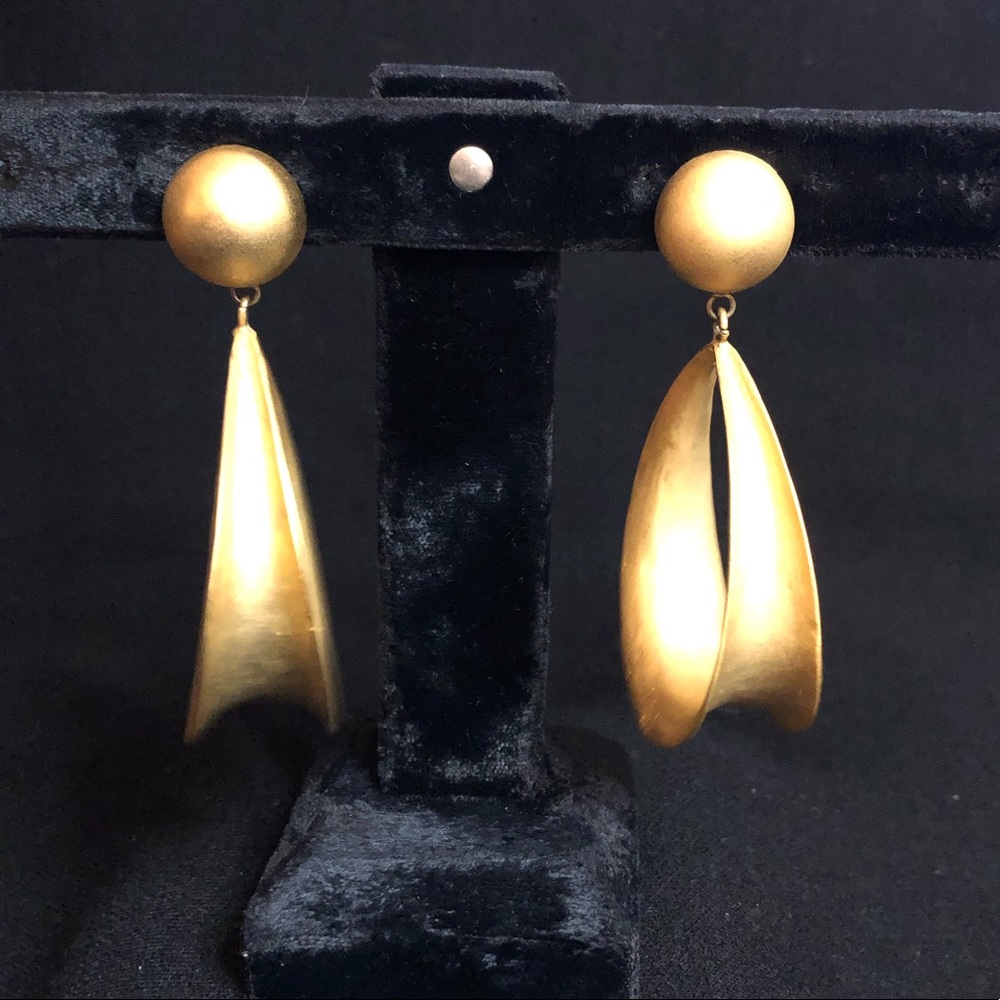 Vintage 1980/90s Brushed Gold Earrings